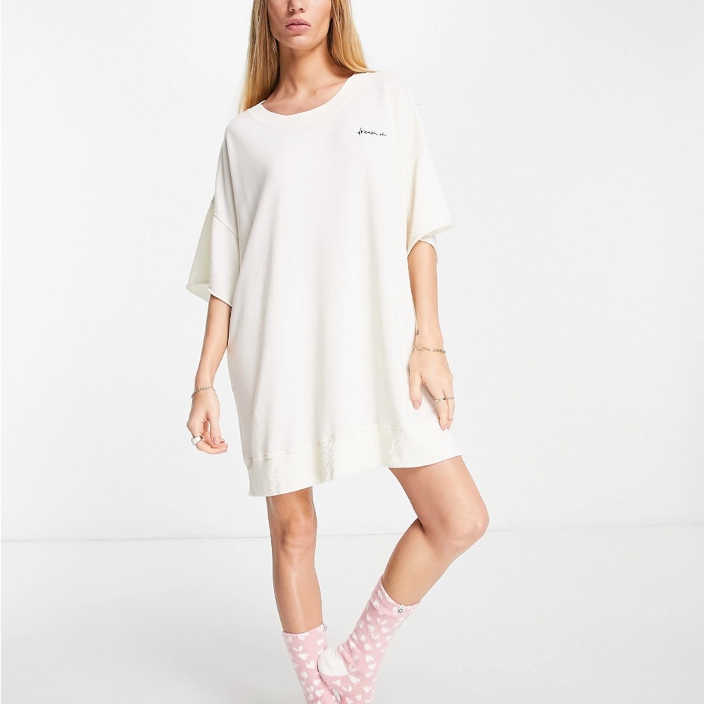 Free People Cozy Cool Girl Lounge Tee Shirt Ivory White